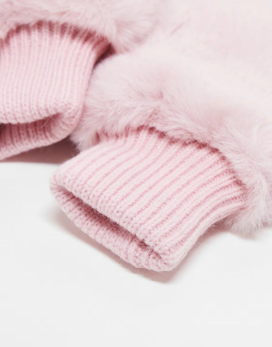 Reclaimed Vintage oversized mittens in baby pink — One-size