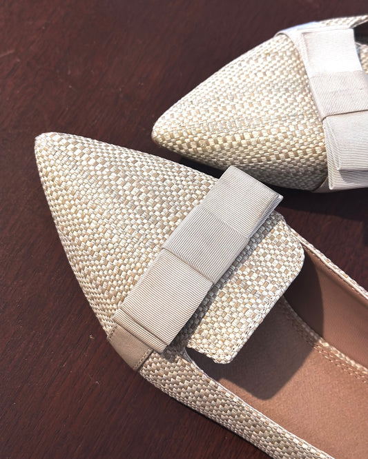 ASOS DESIGN bow detail woven pointed flats in beige — Size 38