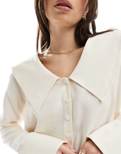 Miss Selfridge wide collared shirt in ivory — XS