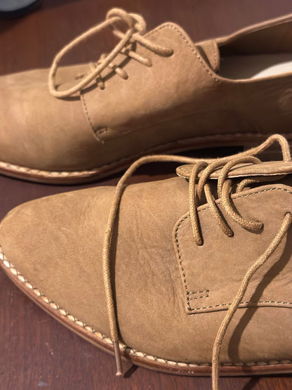 ALDO Italian leather lace-up Derby shoes in camel — Size 37