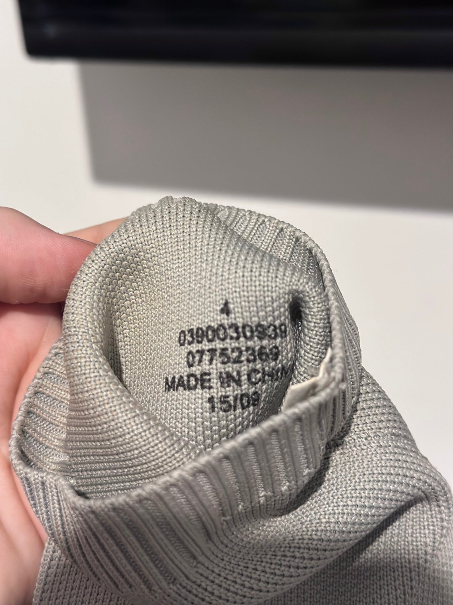 ASOS DESIGN block-heel ankle sock boots in grey — Size 37