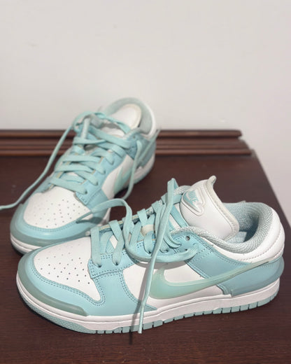 Nike Dunk Low Twist "Jade Ice" sneakers — Size 37.5