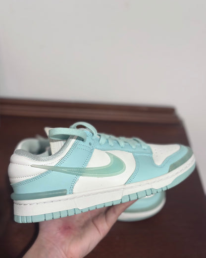 Nike Dunk Low Twist "Jade Ice" sneakers — Size 37.5
