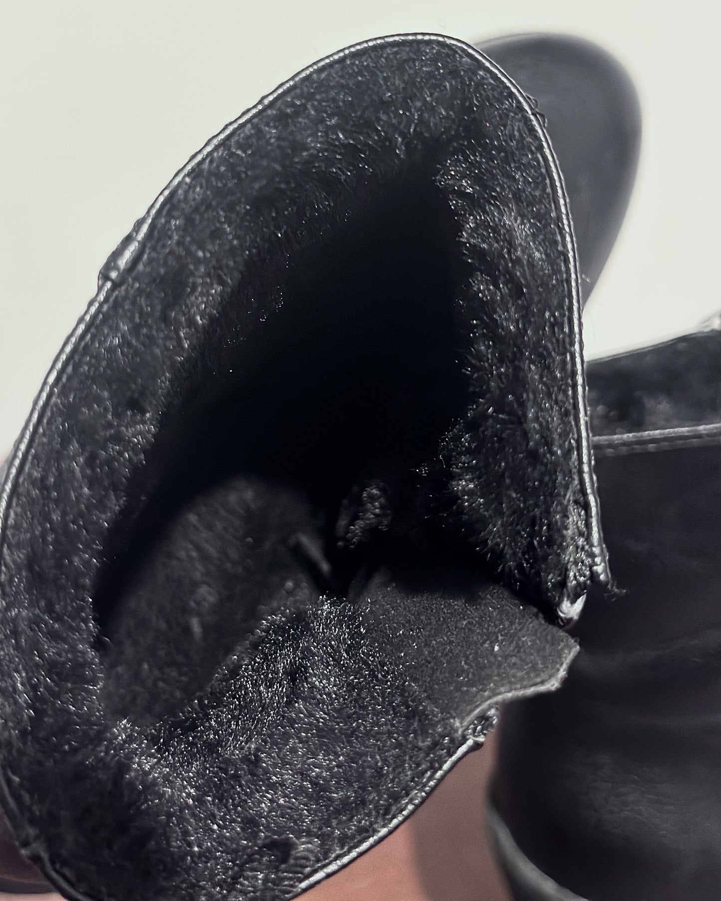 H&M block-heel ankle boots with faux fur lining in black — Size 37