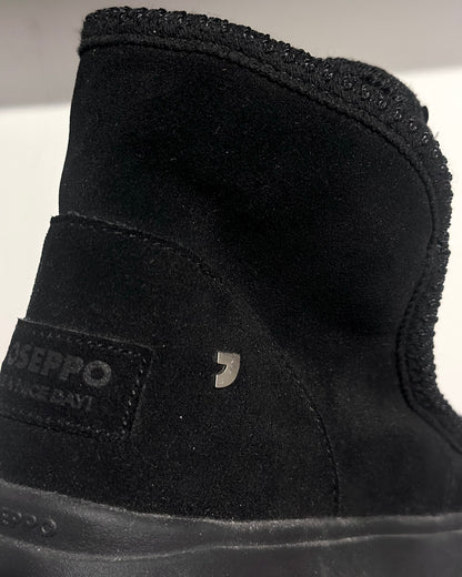 Gioseppo leather platform slip-on boots in black — Size 37