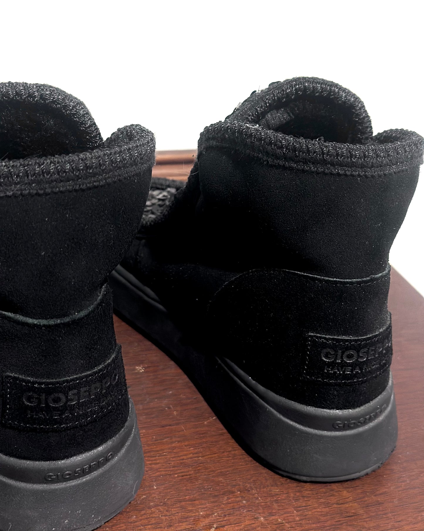 Gioseppo leather platform slip-on boots in black — Size 37