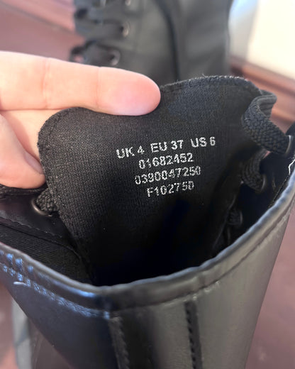 ASOS DESIGN Attitude 2 lace up chunky platform boots in black — Size 37