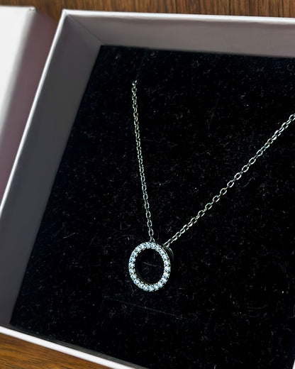 Magnolia silver necklace