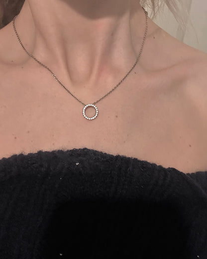 Magnolia silver necklace