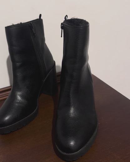 H&M block-heel ankle boots with faux fur lining in black — Size 37